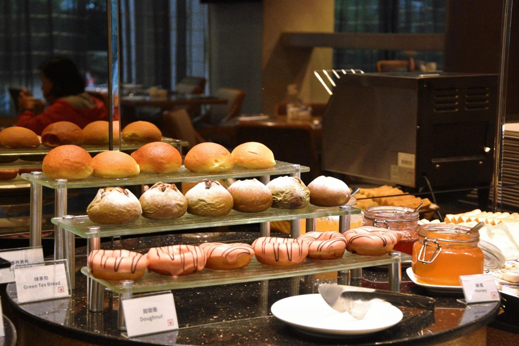 Millennium Hotel Chengdu - Close To Wuhou Shrine And Chengdu South Railway Station,Fluent English Service Exterior foto